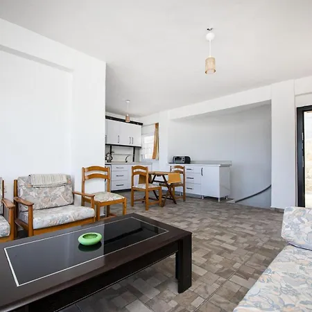 Peaceful House With Private In Villa